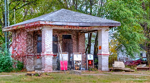 La Plata, Missouri gas station